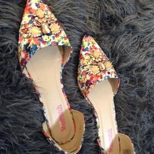 ❤️Flat floral print shoe